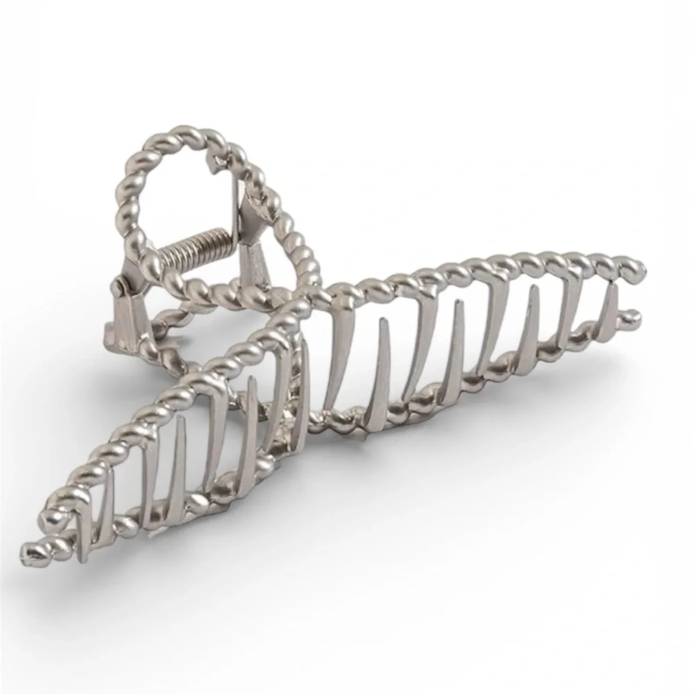 None silver twisted
